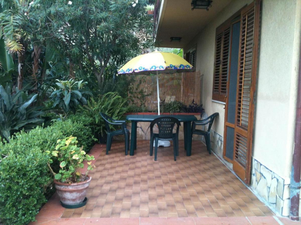 Stanza In Villa Con Giardino Vista Mare Cefalù Extérieur photo