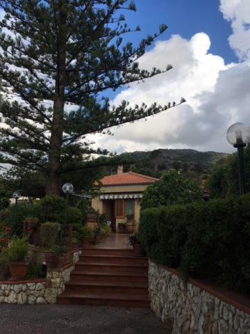 Stanza In Villa Con Giardino Vista Mare Cefalù Extérieur photo